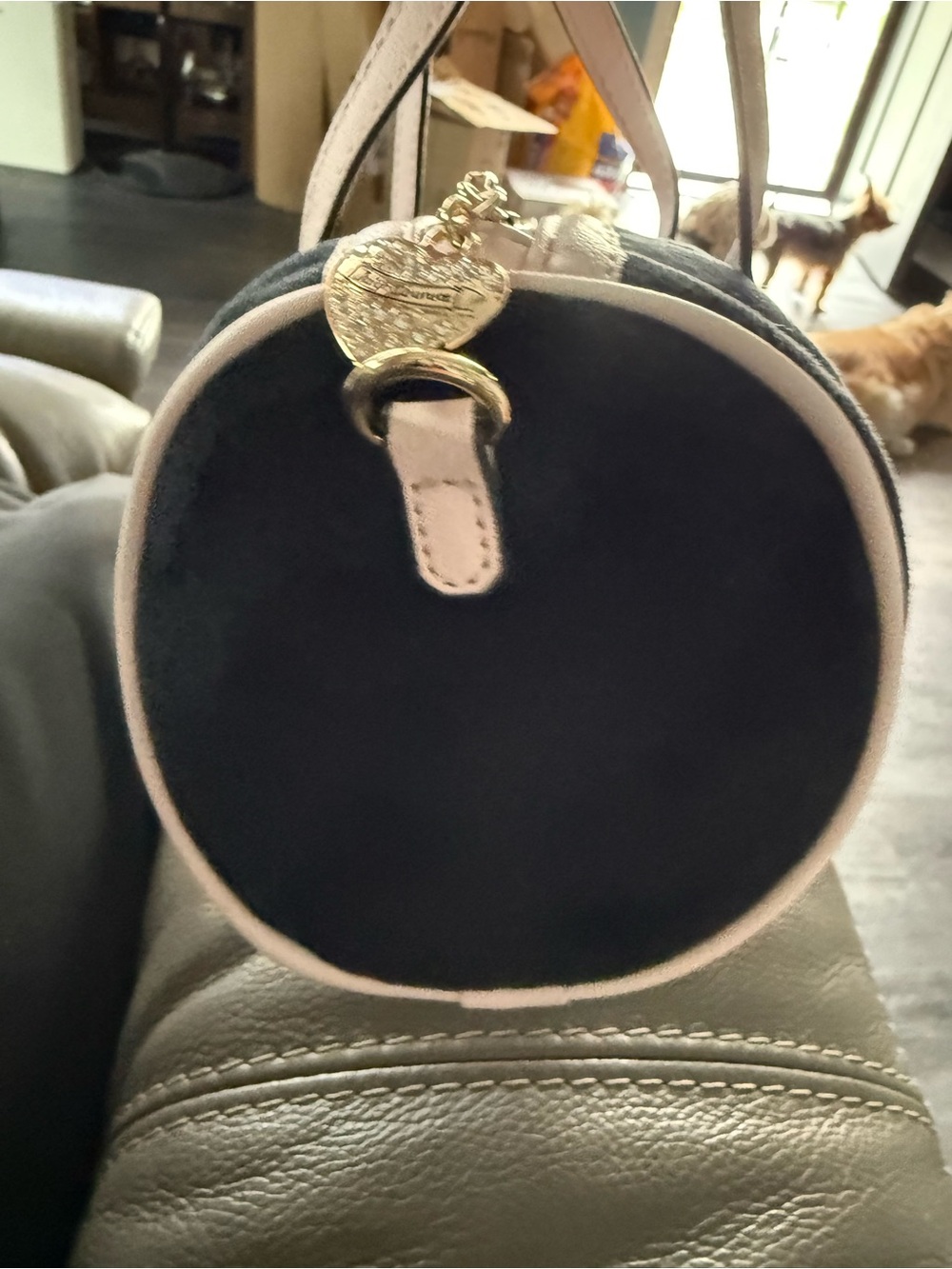 Juicy Couture Black Mini Barrel Bag with Pale Pink Trim - Picture 11 of 11